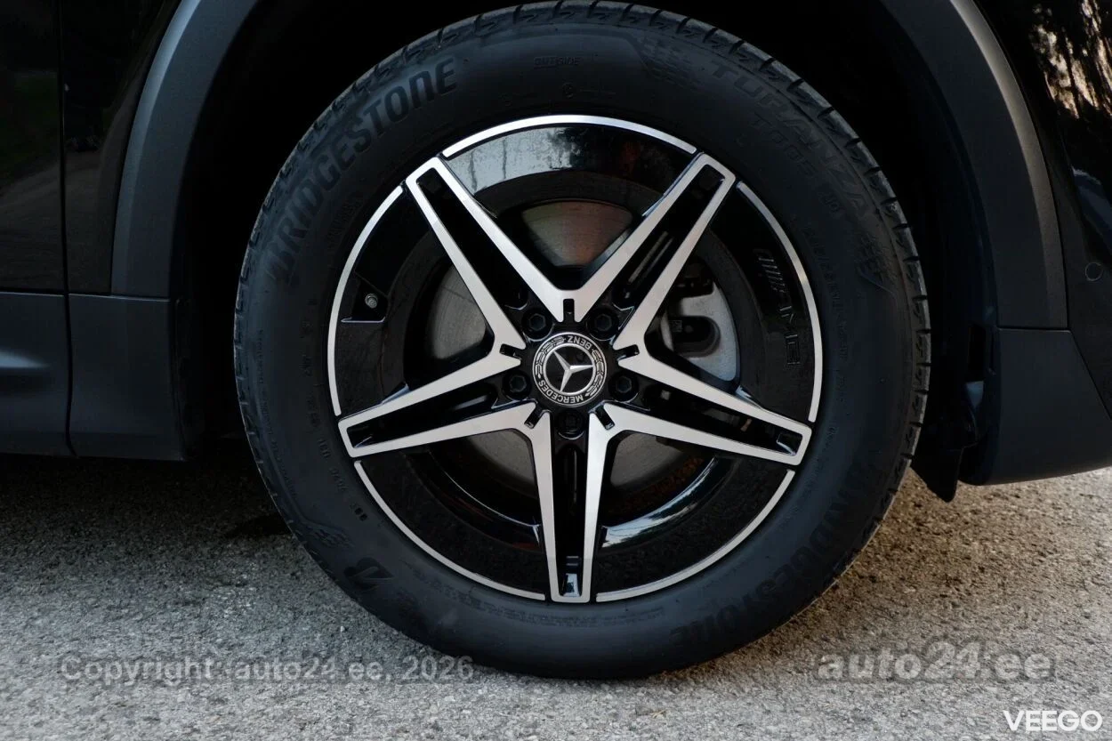 Mercedes-Benz EQB 300 4MATIC AMG 139kW