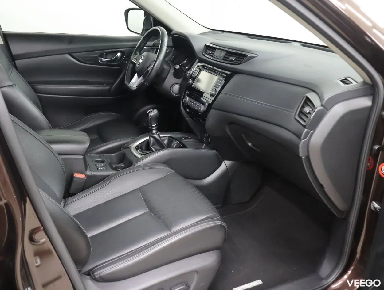 Nissan X-Trail Tekna 1.7 110kW