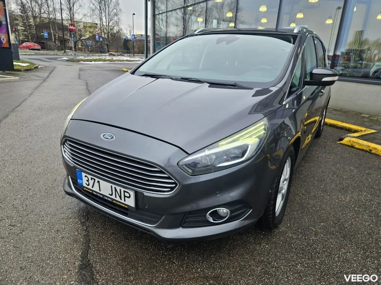Ford S-MAX Titanium 2 110kW