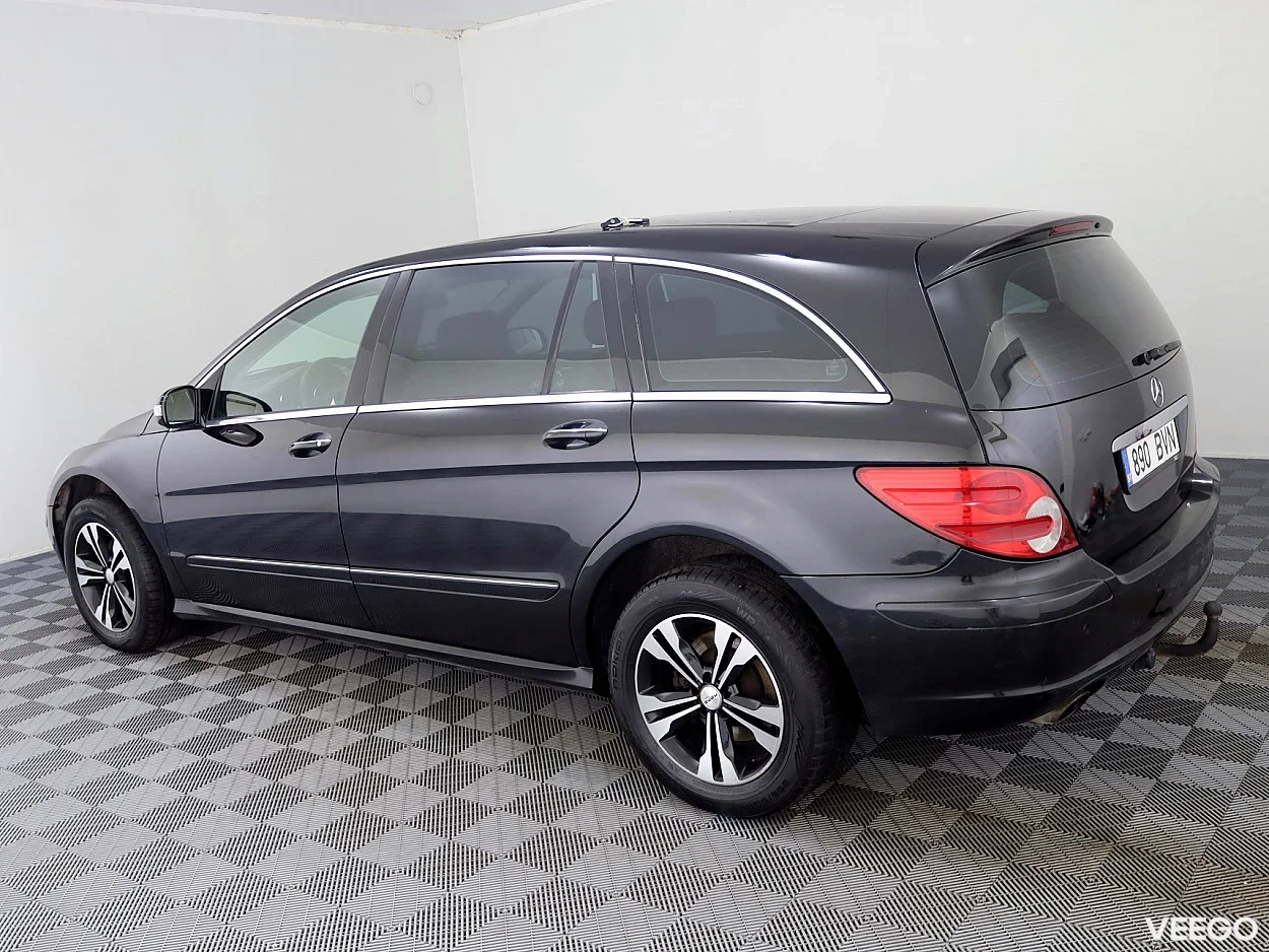 Mercedes-Benz R320 3.0 166kW