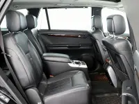 Mercedes-Benz R320 3.0 166kW thumbnail