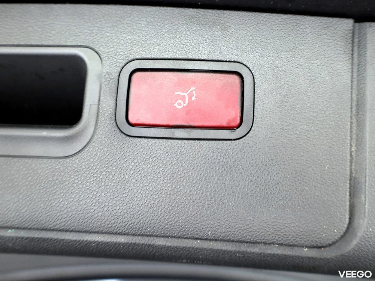 Mercedes-Benz R320 3.0 166kW