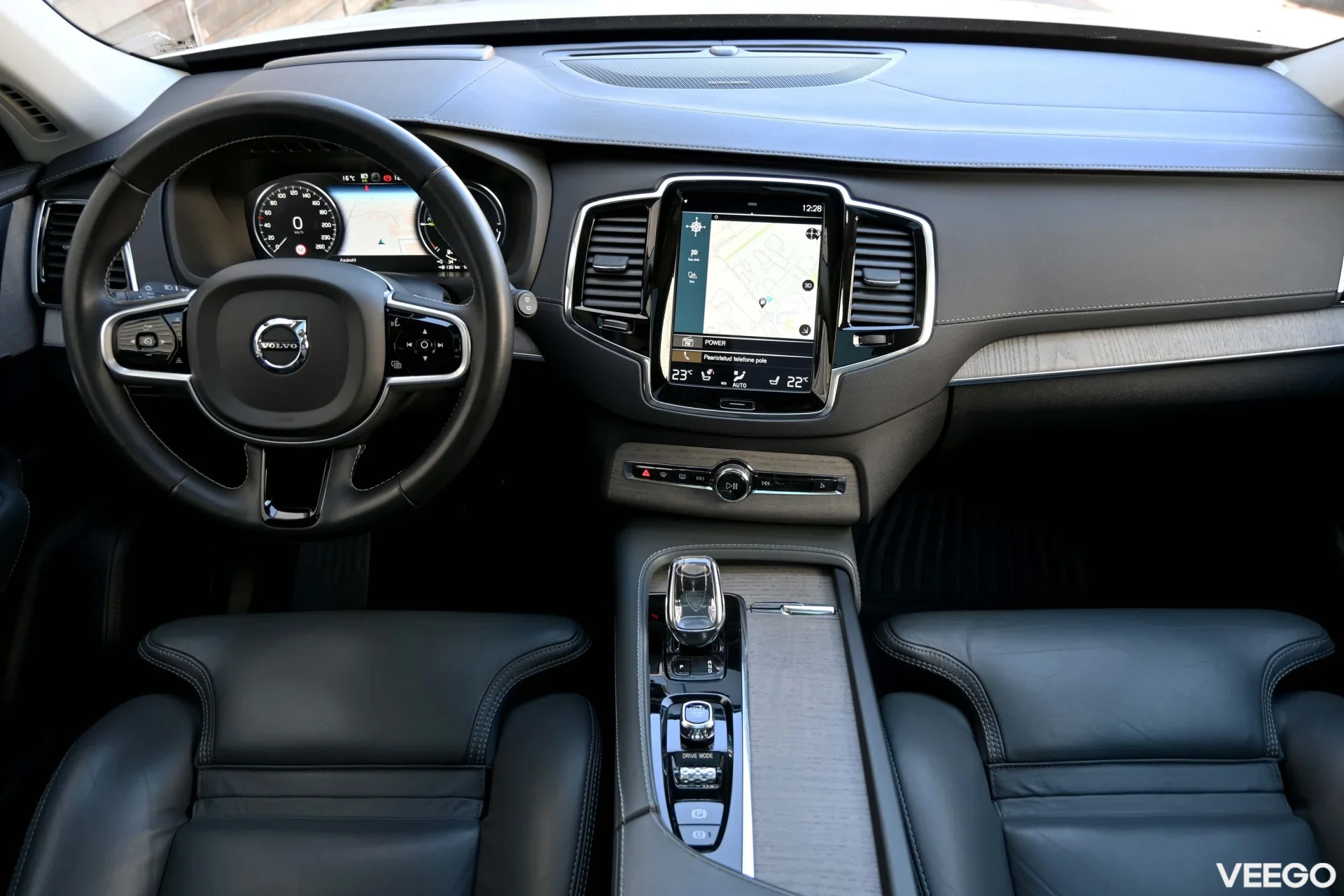 Volvo XC90 AWD H&K 4C INSCRIPTION XENIUM INTELLI SAFE 2 288kW