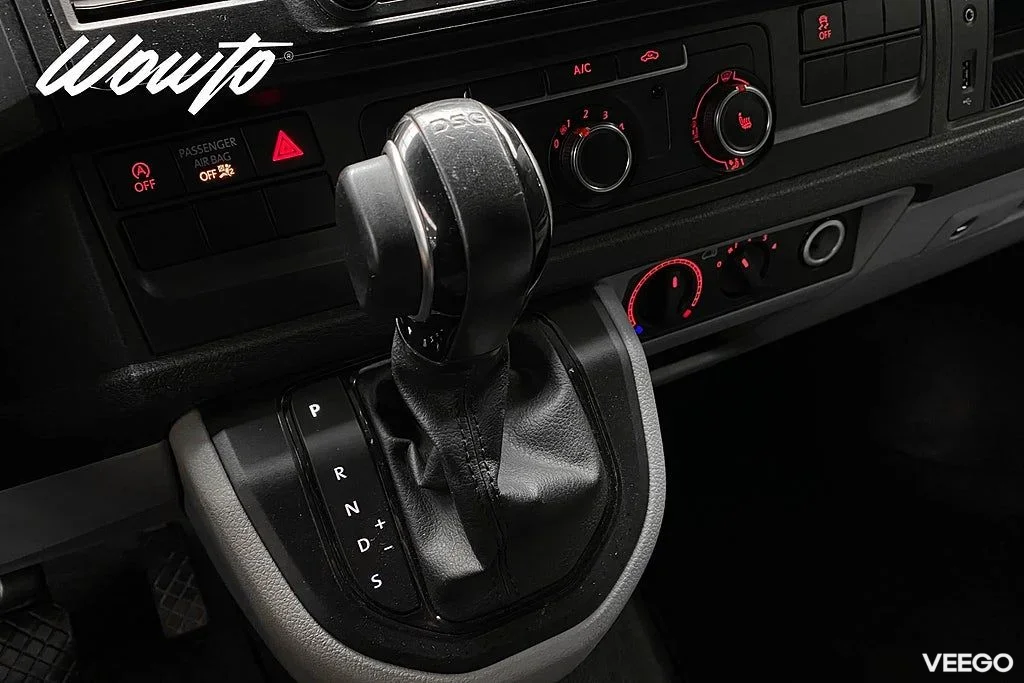 Volkswagen Transporter 2.0 TDI 4M DSG 150HK L2 3-Sits /Moms 110kW