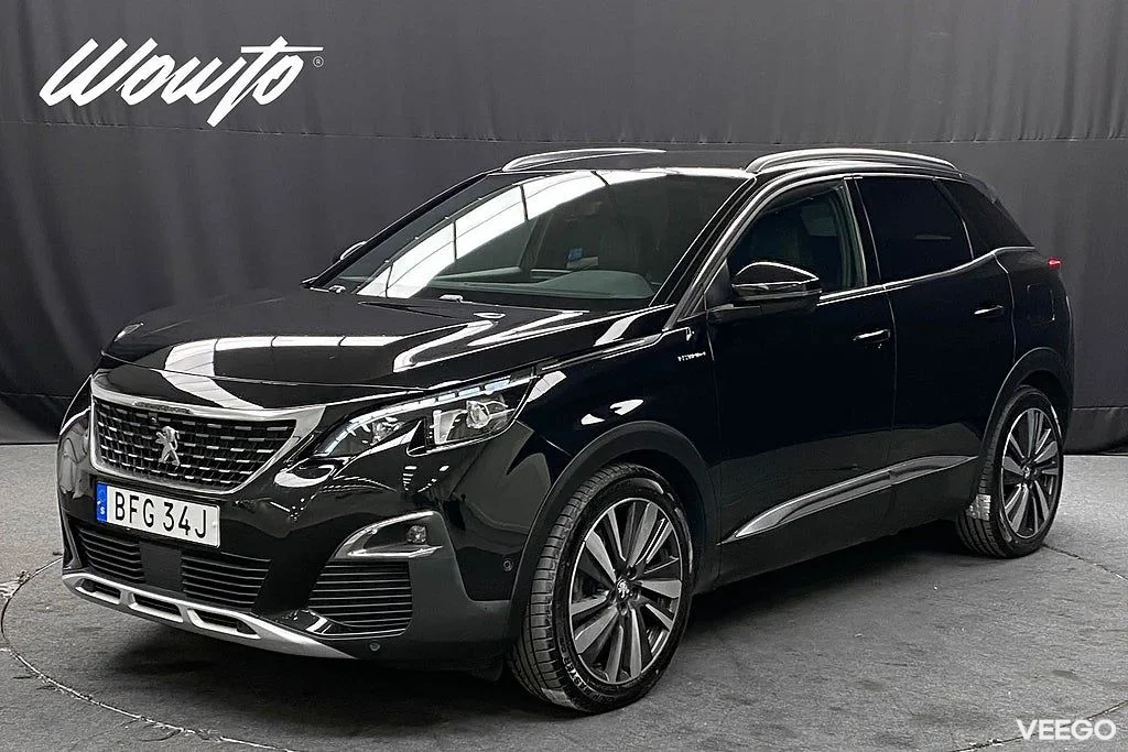 Peugeot 3008 GT Hybrid4 EAT 300HK /Drag /Massage /4.95% 221kW