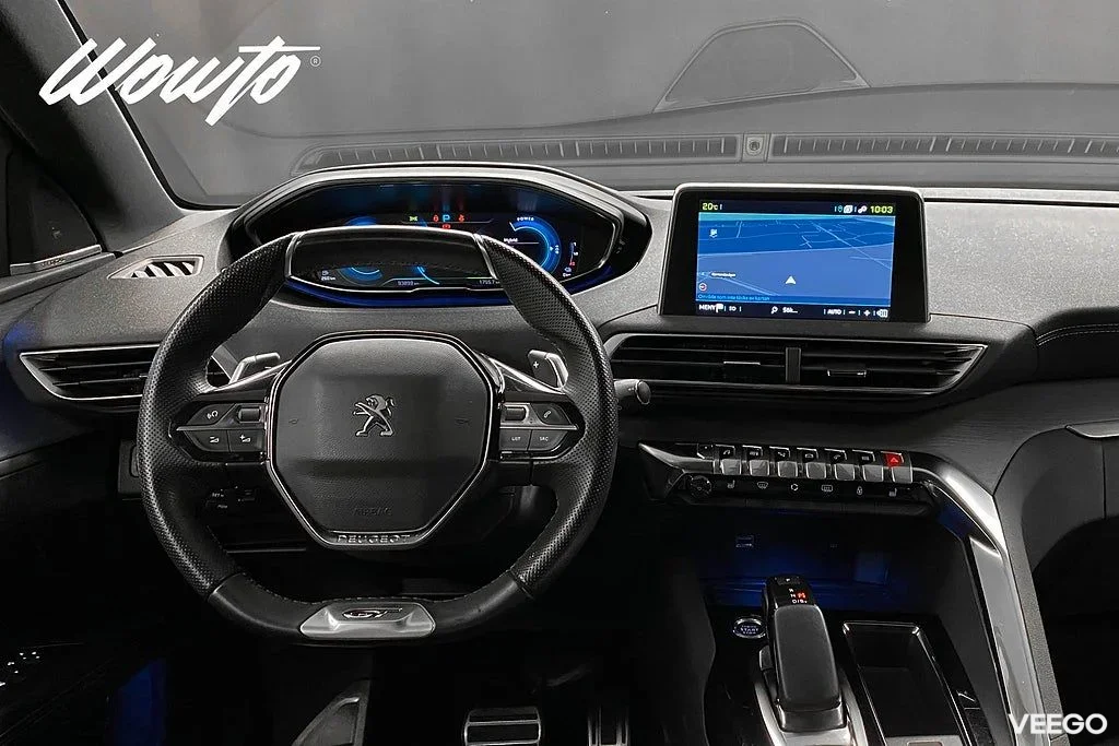 Peugeot 3008 GT Hybrid4 EAT 300HK /Drag /Massage /4.95% 221kW