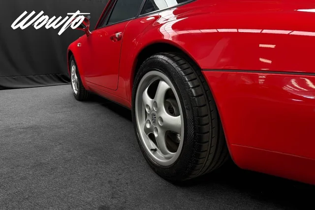 Image of Porsche 911 993 Carrera Manuell 285HK / Nyservad / Se Skick / 4.95% 210kW