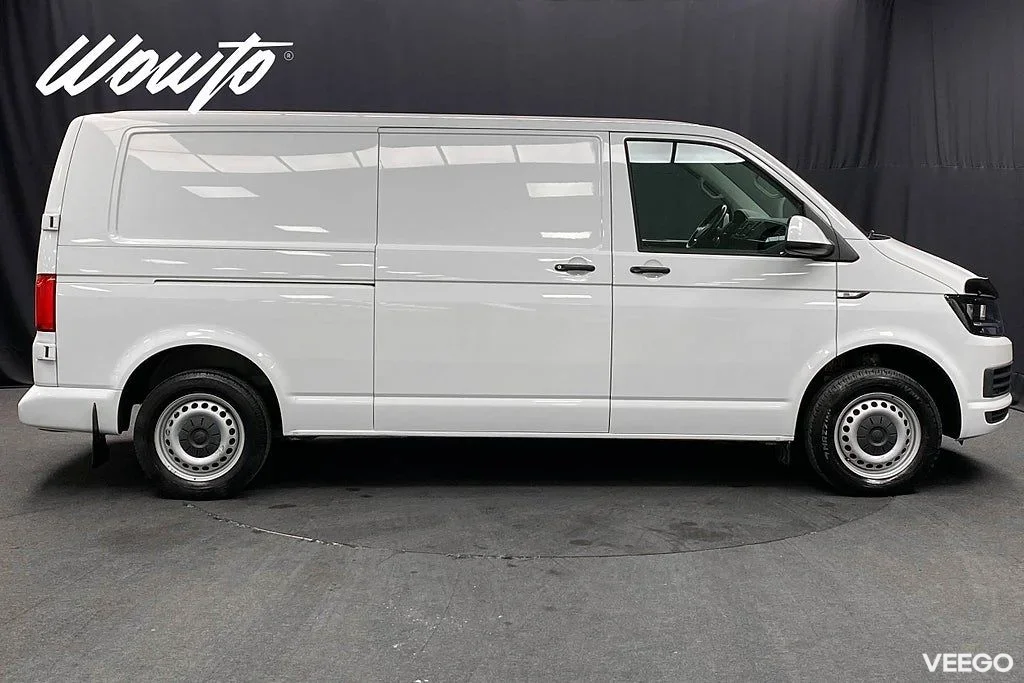 Volkswagen Transporter 2.0 TDI DSG 150HK L2 3-Sits /Moms 110kW