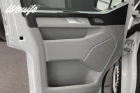 Volkswagen Transporter 2.0 TDI DSG 150HK L2 3-Sits /Moms 110kW thumbnail