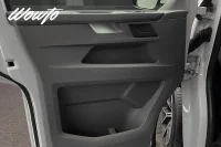 Volkswagen Transporter 2.0 TDI DSG 150HK L2 /V-Inredd /Moms 110kW thumbnail