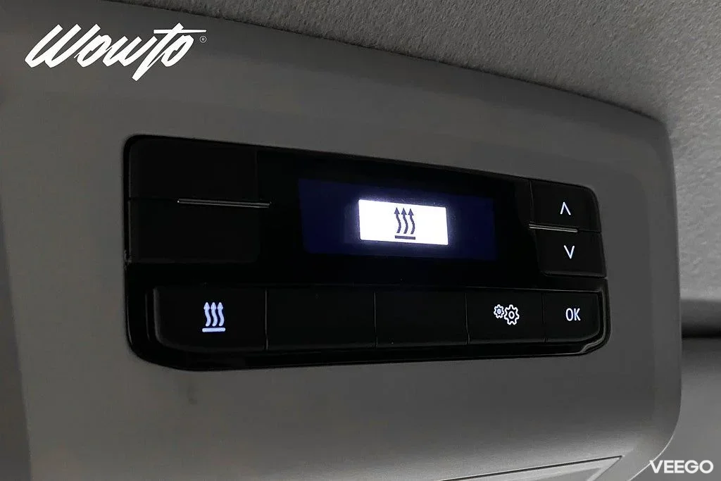 Volkswagen Transporter 2.0 TDI DSG 150HK L2 /V-Inredd /Moms 110kW