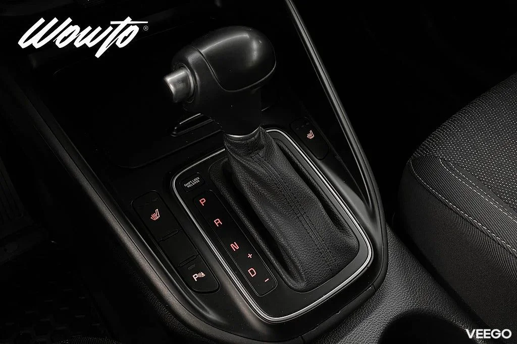 Kia Carens 1.7 CRDI DCT 141HK 7-Sits /Drag /Navi /4.95% 104kW