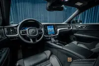 Volvo S60 Recharge T8 AWD Plus Dark 3.79% H/K 360 Drag MOMS 335kW thumbnail