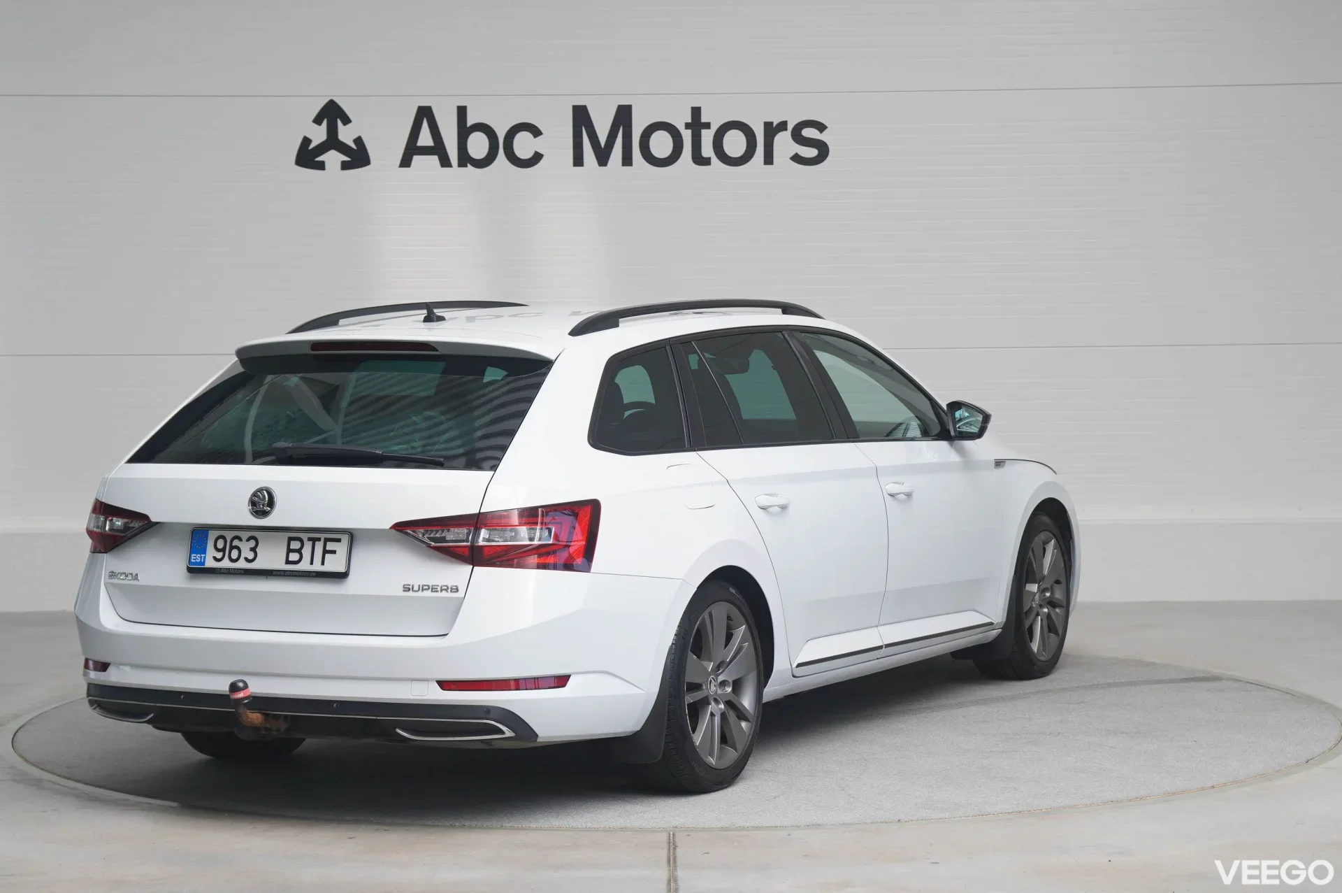 Skoda Superb Combi Elegance 1.8 132kW
