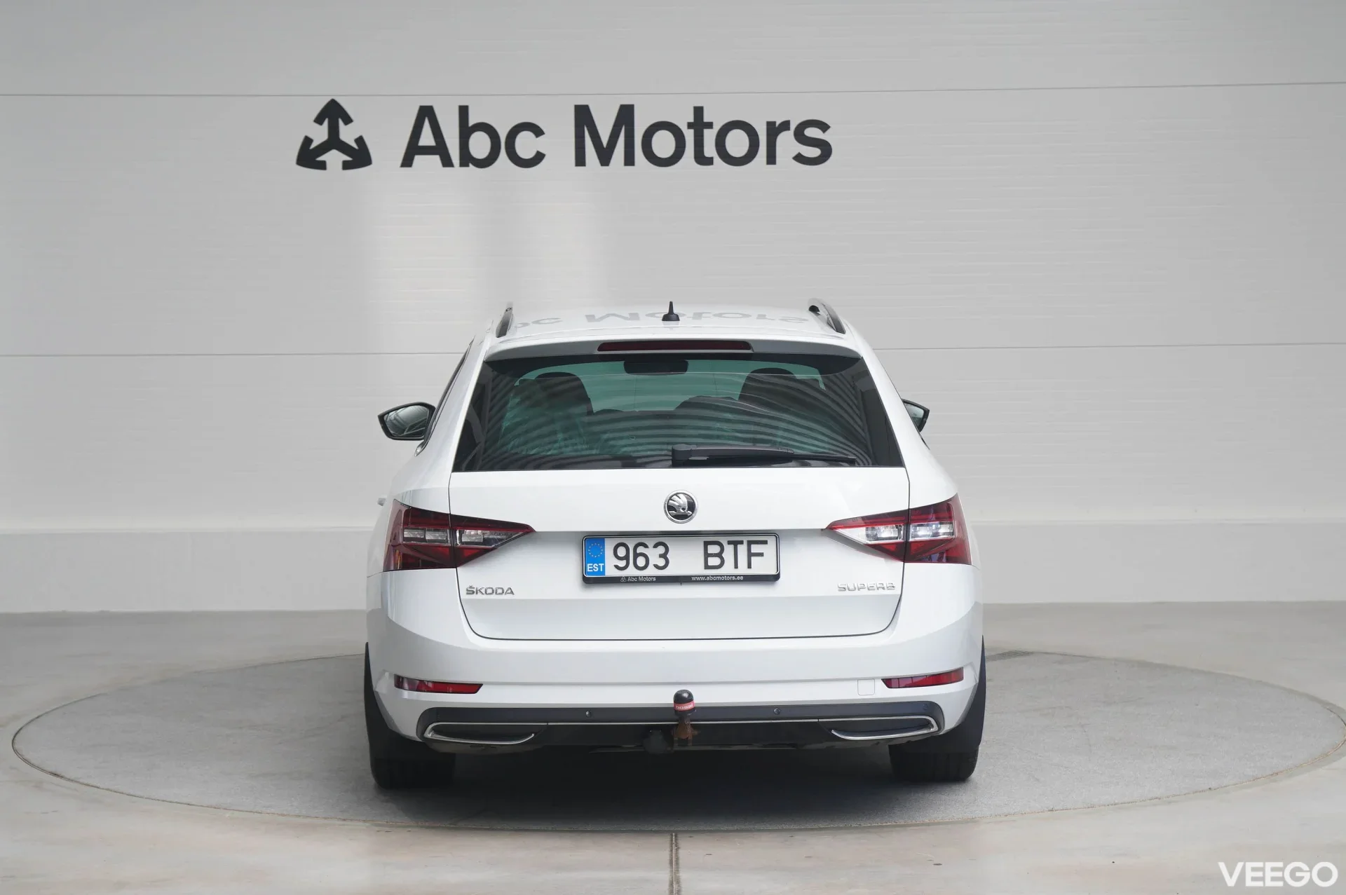 Skoda Superb Combi Elegance 1.8 132kW