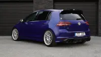 Volkswagen Golf R 2.0 221kW thumbnail
