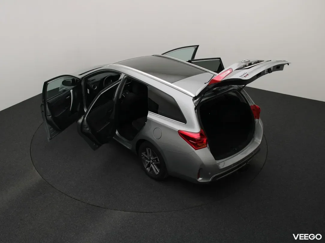 Toyota Auris 1.8 100kW