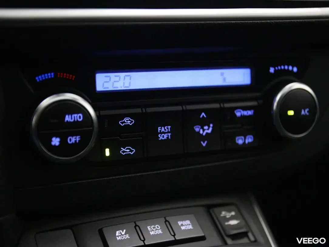 Toyota Auris 1.8 100kW