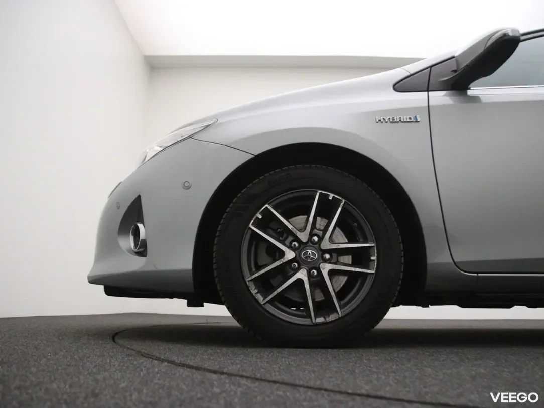 Toyota Auris 1.8 100kW