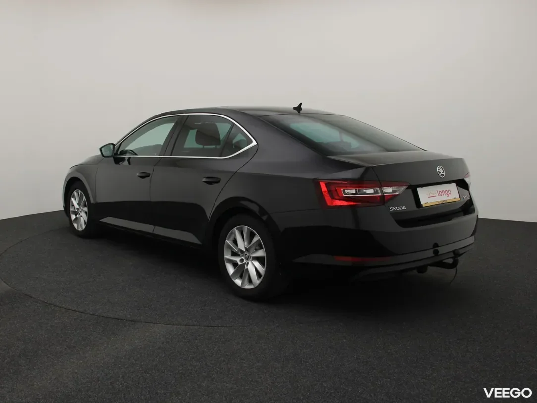 Skoda Superb 1.6 88kW