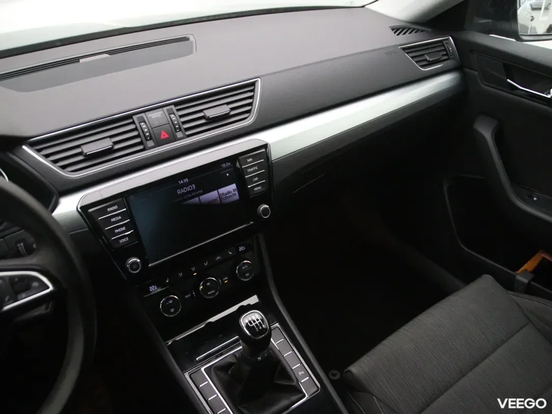 Skoda Superb 1.6 88kW