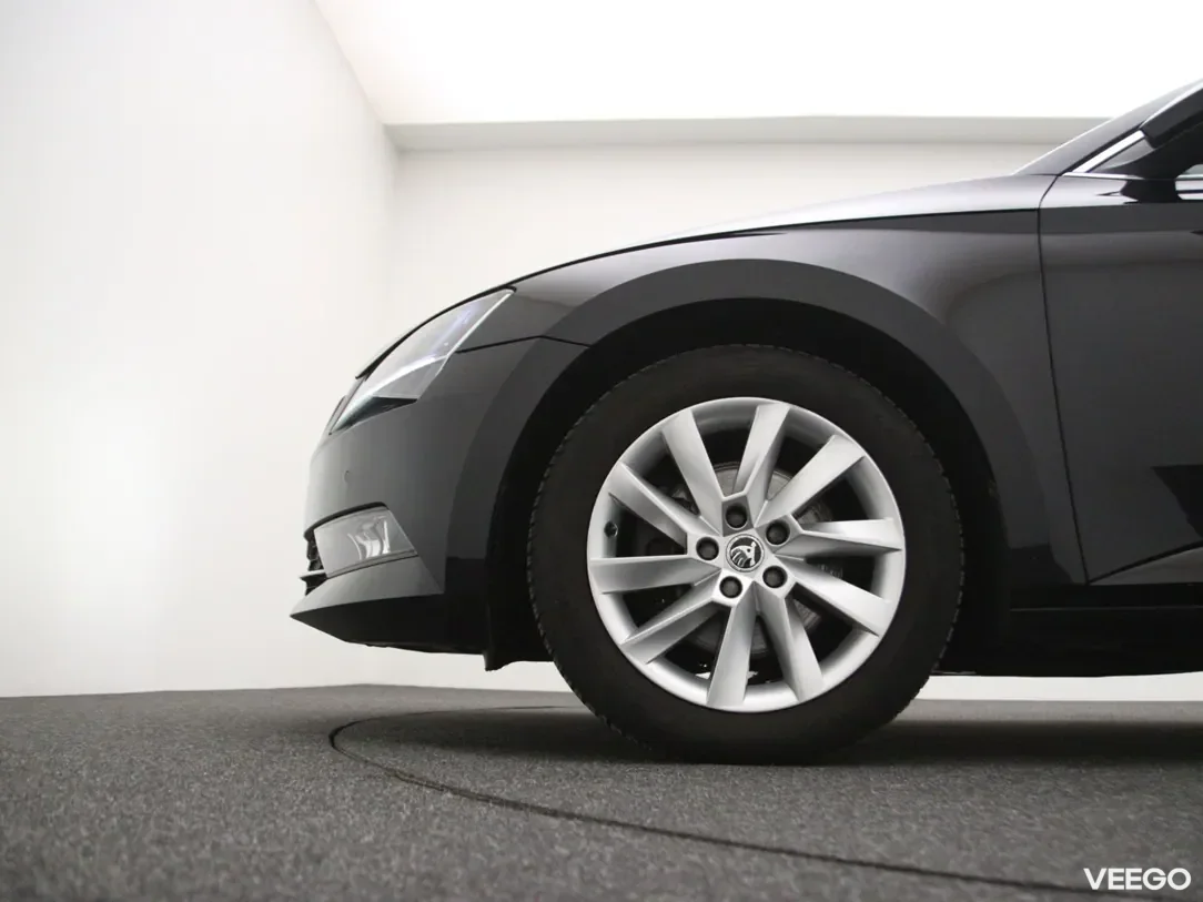Skoda Superb 1.6 88kW