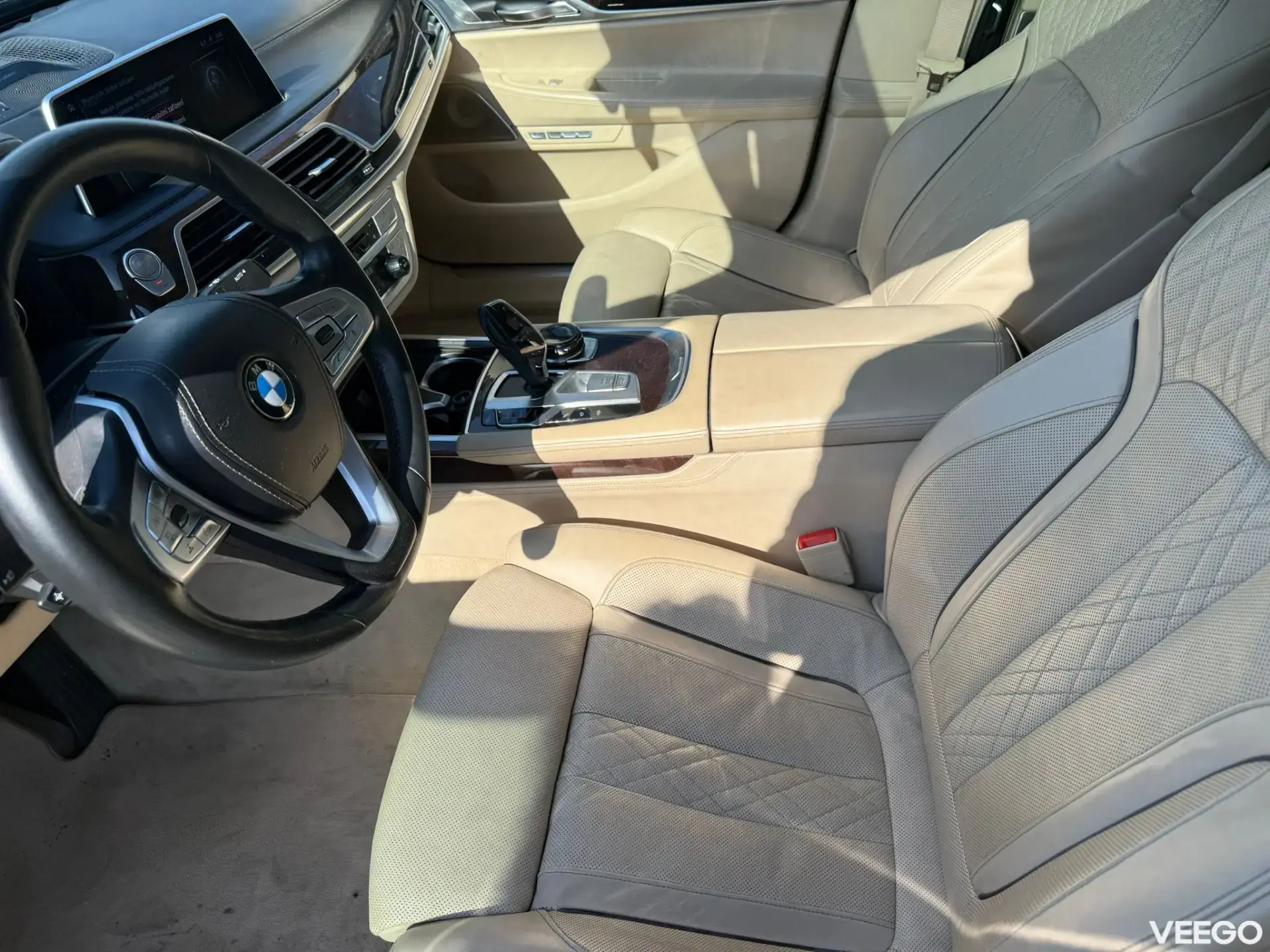 BMW 750 Long i xDrive 330kW