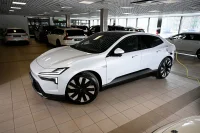 Polestar Polestar 4 RWD XENIUM INTELLI SAFE 200kW thumbnail