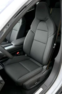 Polestar Polestar 4 RWD XENIUM INTELLI SAFE 200kW thumbnail