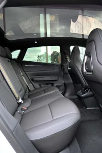 Polestar Polestar 4 RWD XENIUM INTELLI SAFE 200kW thumbnail