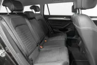 Volkswagen Passat 110kW thumbnail