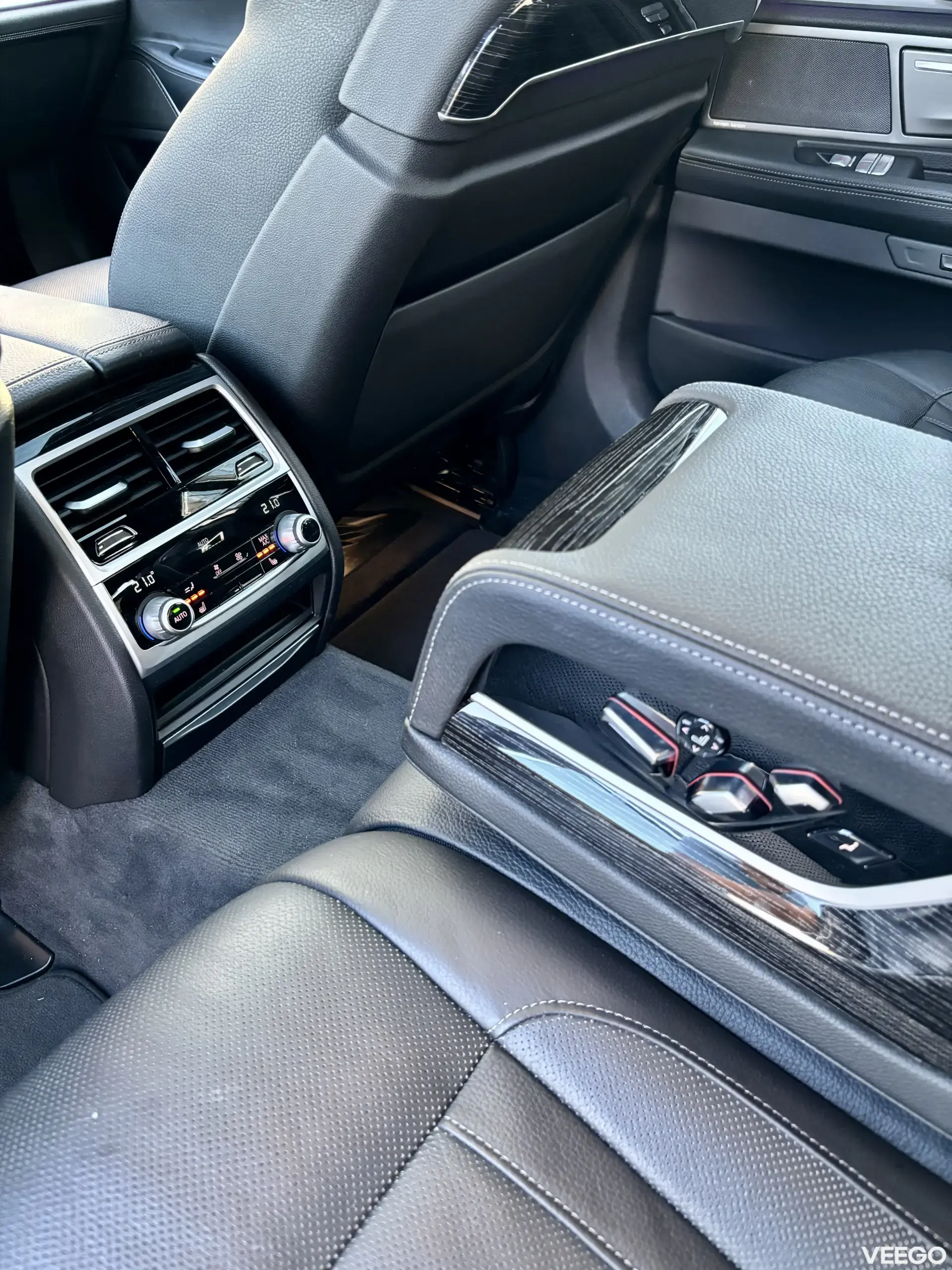 BMW 740 xDrive Facelift M-Pakett 3.0 250kW