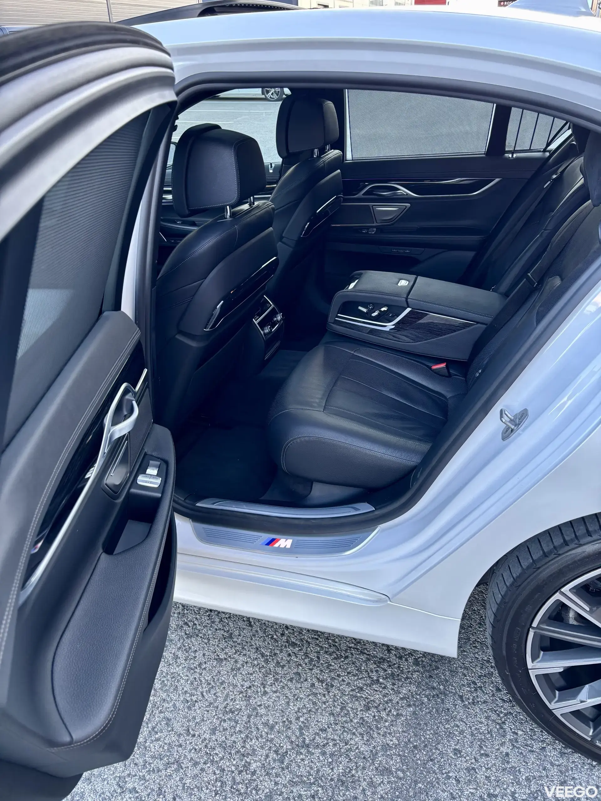 BMW 740 xDrive Facelift M-Pakett 3.0 250kW