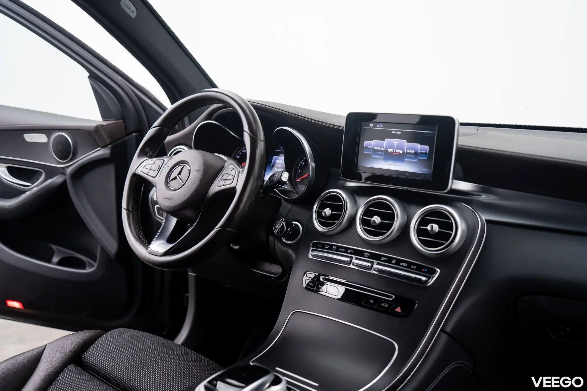 Mercedes-Benz GLC350 e 4Matic Luxury PHEV 2.0 235kW