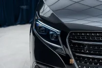 Mercedes-Benz V300 300d 4MATIC 3.2 Lång AMG Line 7-Sits Burmester 360 MOMS 174kW