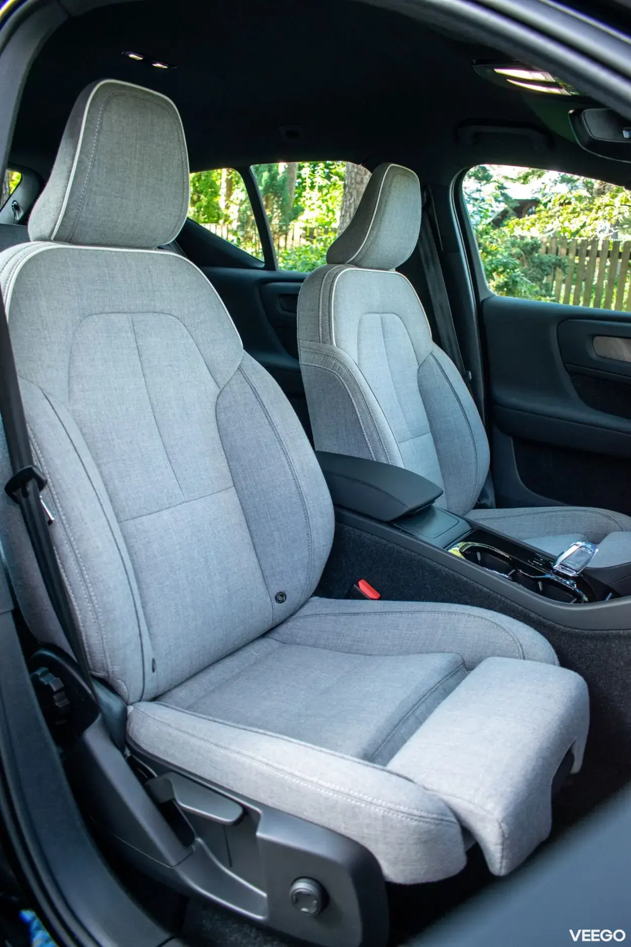 Volvo XC40 DARK P6 Intelli Wntr PRO 170kW