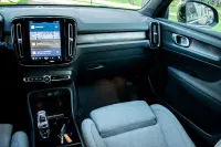 Volvo XC40 DARK P6 Intelli Wntr PRO 170kW thumbnail