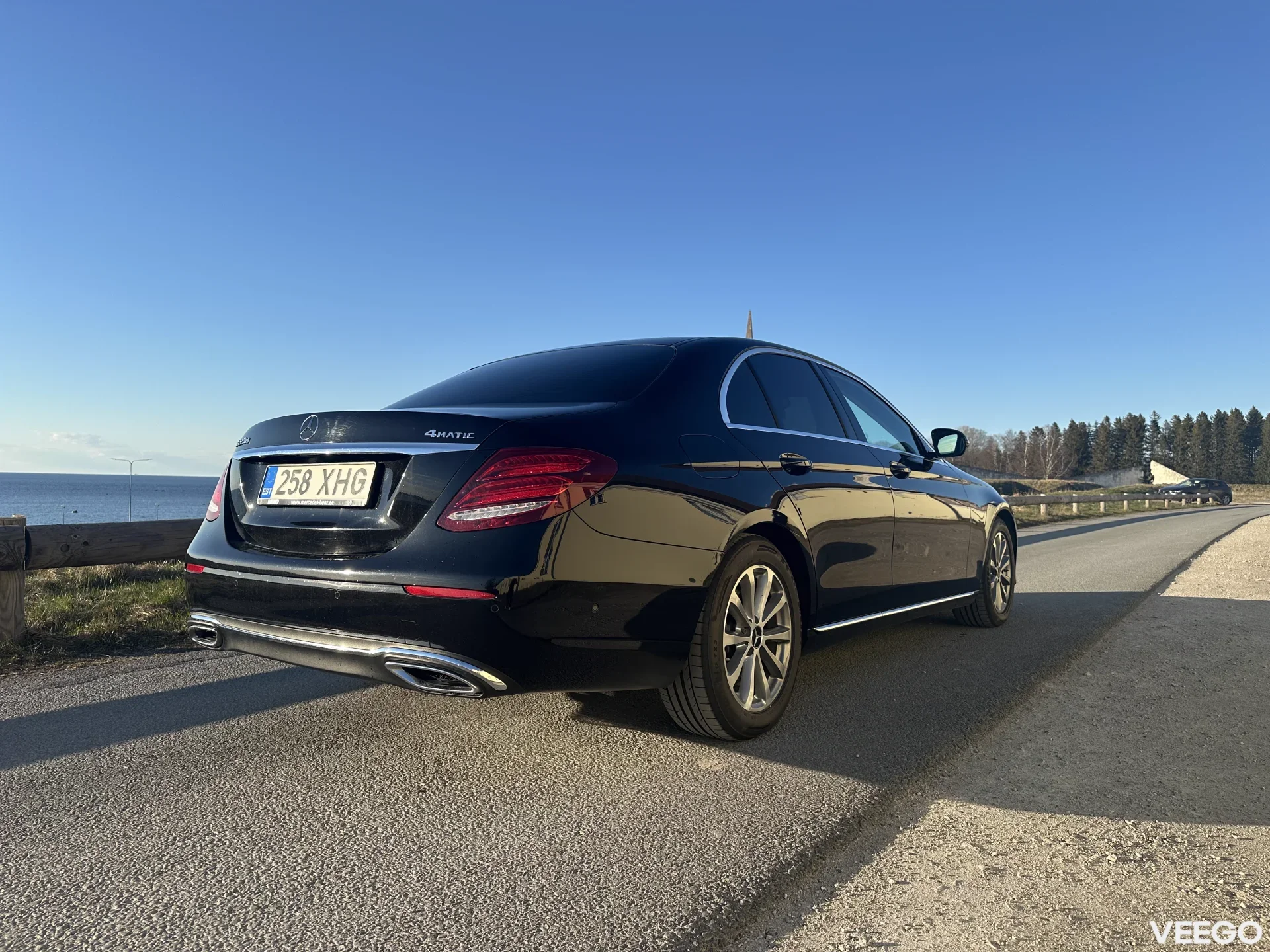 Mercedes-Benz E220 2.0 143kW