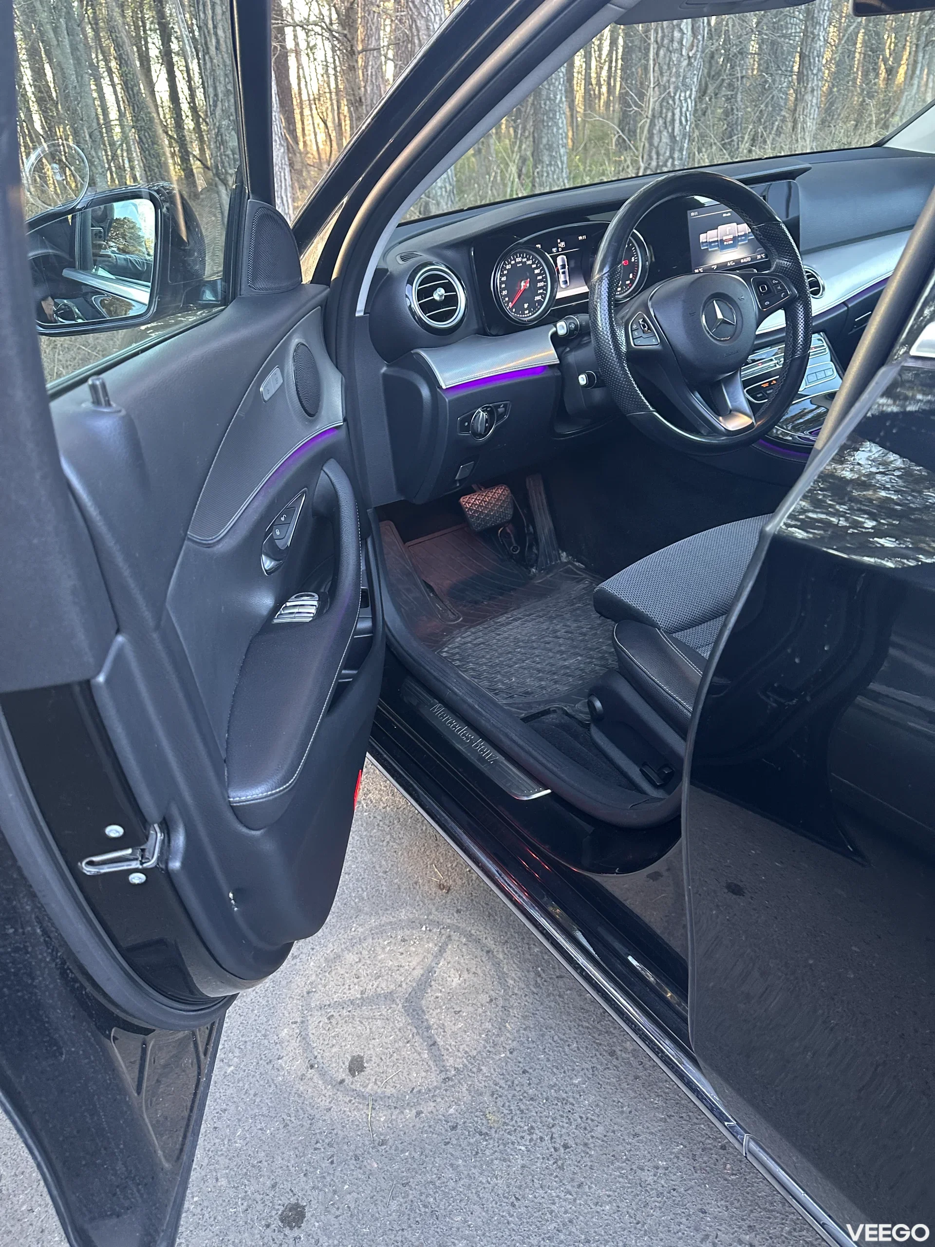 Mercedes-Benz E220 2.0 143kW