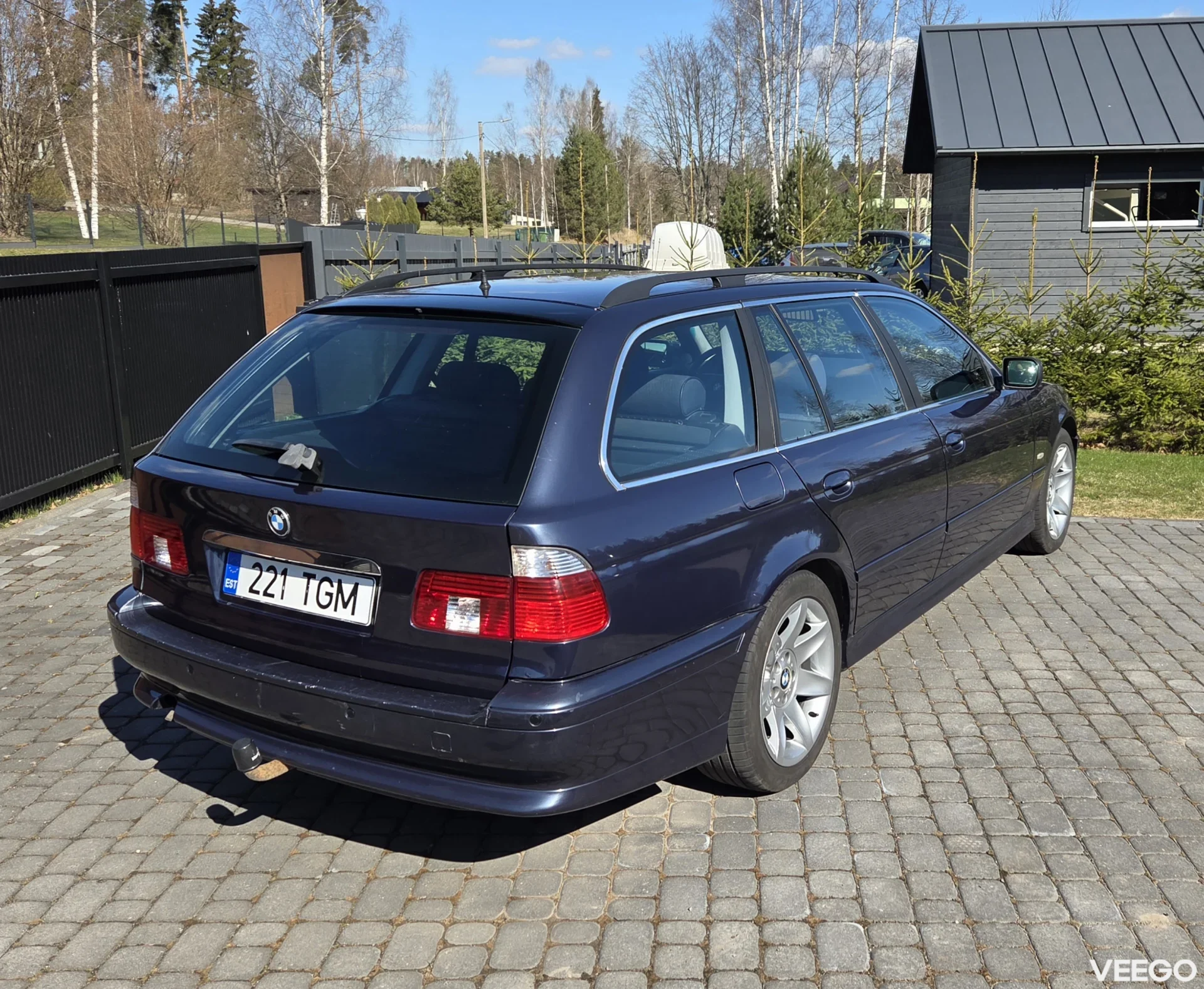 BMW 530 2.9 142kW