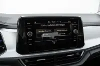 Volkswagen T-Roc 110kW thumbnail