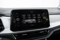 Volkswagen T-Roc 110kW thumbnail