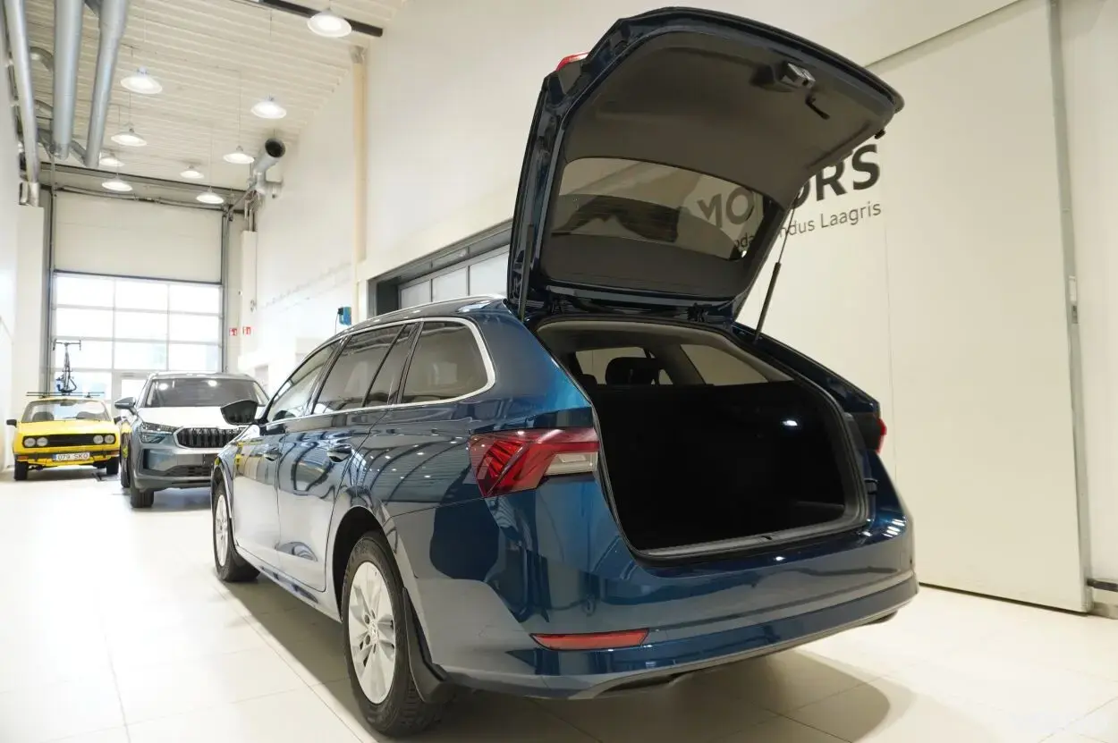 Skoda Octavia AMBITION COMBI 1.5 110kW