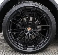 Porsche Macan 4 300kW thumbnail