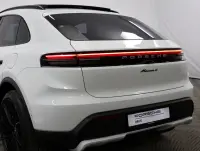 Porsche Macan 4 300kW thumbnail