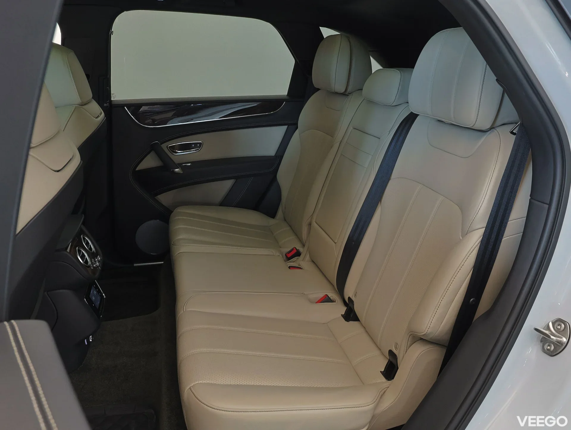 Bentley Bentayga V8 Bentley 404kW 404kW