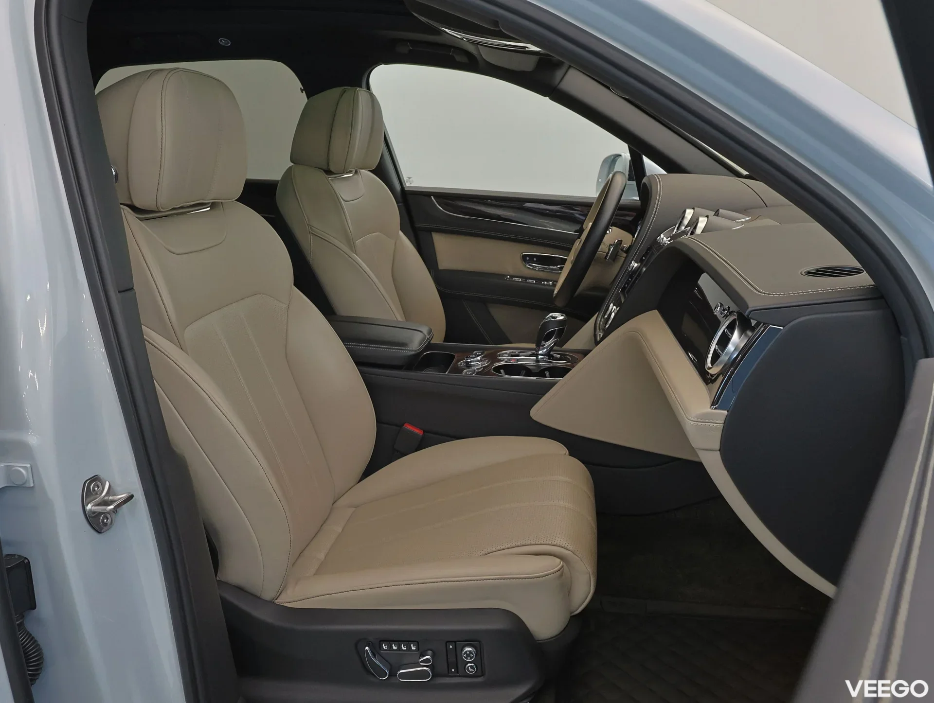 Bentley Bentayga V8 Bentley 404kW 404kW