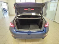 BMW 320 140kW thumbnail