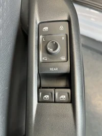 Cupra Born 70kW thumbnail