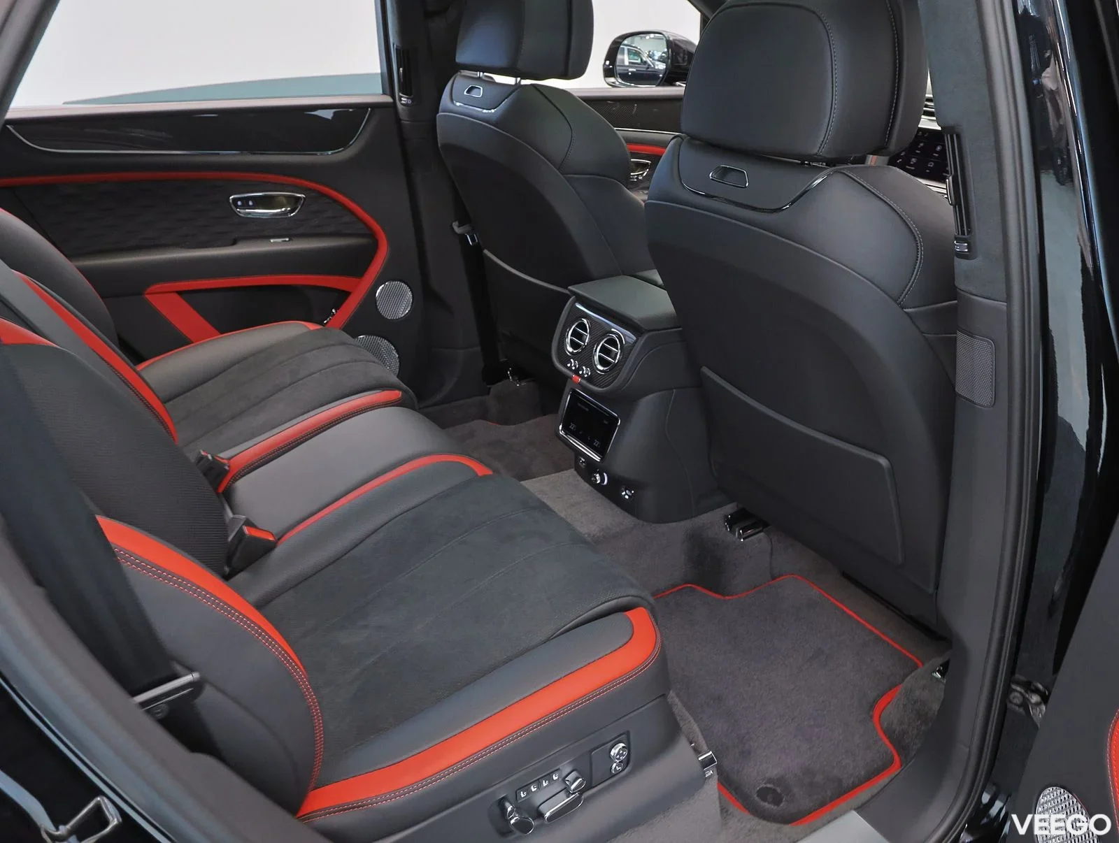 Bentley BENTAYGA SPEED Bentley V8 478kw 4 478kW